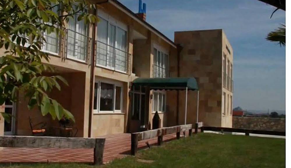 Hotel Finca Alcamino Mompía Exteriör bild